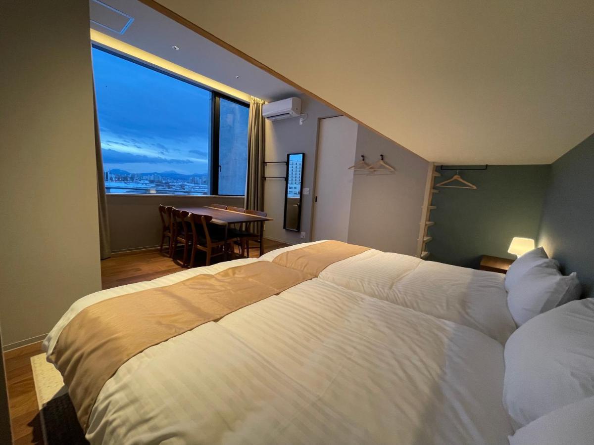 Riverside Hotel Sapporo Bagian luar foto